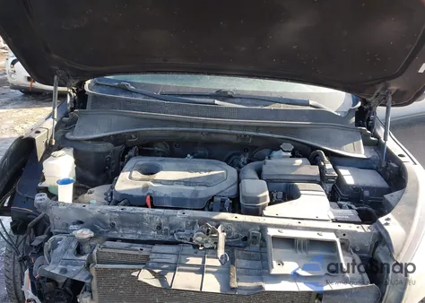 2016 Kia Sorento 2.4L L z USA, uszkodzony, nr VIN 5XYPG4A39GG043587